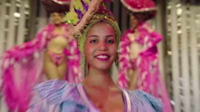 (AMERICAN ACCENT)
Waiter, another drink here, please? - Joanna Lumley's Hidden Caribbean: Havana to Haiti