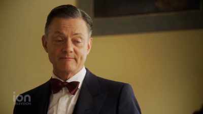 - Americans can be
quite annoying, - Best Christmas Ball Ever!