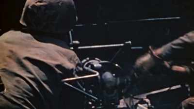 AMERICANS RELY ON
OVERWHELMING FIREPOWER. - The Pacific War in Color