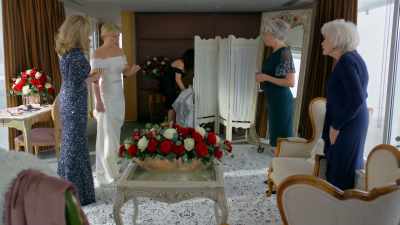 Amici was the artist
who painted the portrait. - The Wedding Veil Legacy