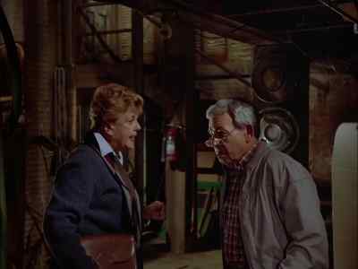 Amos, did you bring your gun?
Turned it in. - Murder, She Wrote