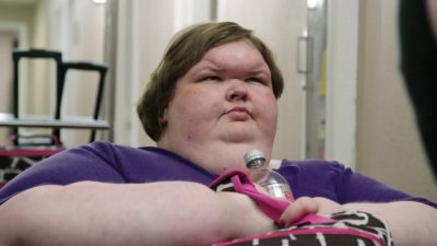 Amy: IT'S LIKE IT'S LOCKED ON THE INSIDE. - 1000-lb Sisters