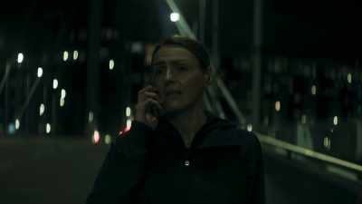 - Amy Silva.
- Amy, you need to come in right away. - Vigil