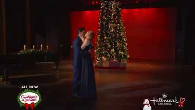 - Amy is your sister?
- Yeah. - Christmas in Vienna