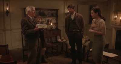 - An authentic potato peel pie.
- Oh... - The Guernsey Literary and Potato Peel Pie Society