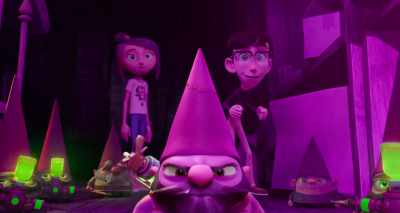 An inter-dimensional doorway? Sick! - Gnome Alone