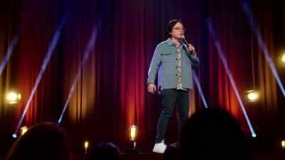 An old Chinese lady
sitting in the front, just - Jimmy O. Yang: Guess How Much?