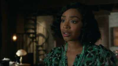 - An outbreak in the city - Frankie Drake Mysteries