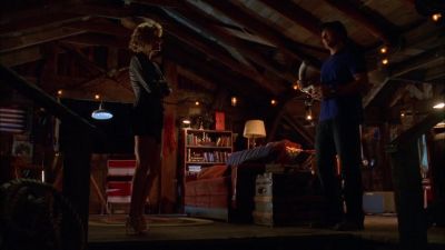 An s for Simone. - Smallville