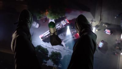An unknown man
is rocketing across the cable. - Scorpion