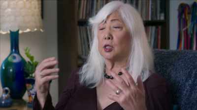 {\an1}"Actually, it helps me to feel
whole, - Mysteries of Mental Illness