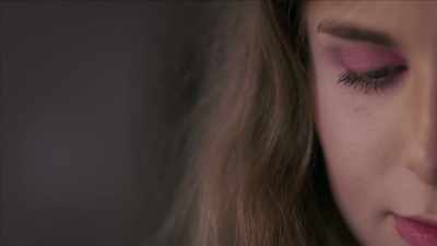{\an1}After my first suicide attempt,
I didn't - Mysteries of Mental Illness