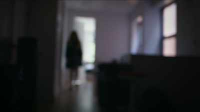 {\an1}And I started seeing,
like, these shadowy figures - Mysteries of Mental Illness