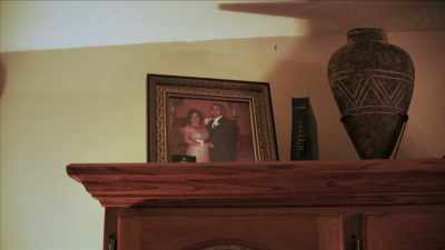 {\an1}(Lorina speaking indistinctly,
dog barking) - Mysteries of Mental Illness