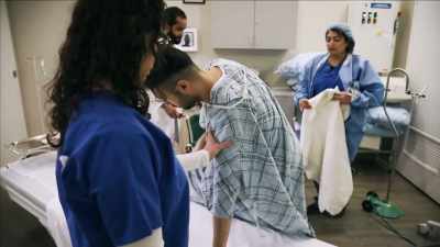 {\an1}NARRATOR: Doctors hope a better
understanding of brain circuits - Mysteries of Mental Illness