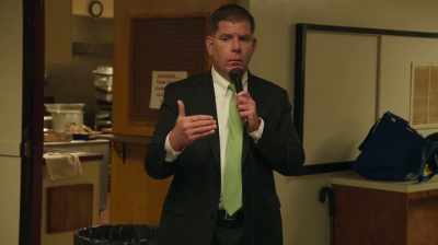 {\an1}So we do have to think
about, legislatively, - City Hall