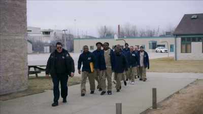 {\an1}Such that you get
the mass incarceration - Mysteries of Mental Illness