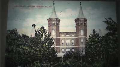 {\an1}These were castles
that were built - Mysteries of Mental Illness