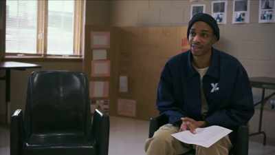 {\an1}They diagnosed me with
bipolar and schizophrenia. - Mysteries of Mental Illness