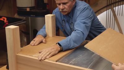 {\an1}This is MDO plywood...
Medium density overlay. - Ask This Old House