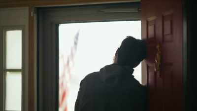 {\an1}What is abnormal,
what's normal behavior, - Mysteries of Mental Illness