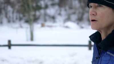{\an1}When I'm not ice climbing, - Human: The World Within