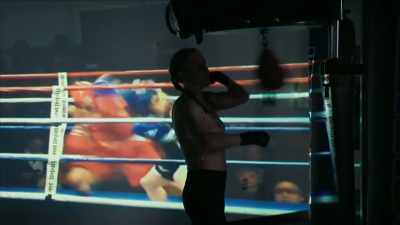 {\an1}"You can spar eight rounds, - Mysteries of Mental Illness