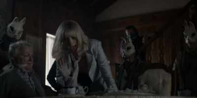 {\an5}We're still vulnerable, are we not? - Batwoman