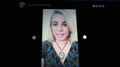 {\an7}I'm doing this live stream right
now because it's important - Mysteries of Mental Illness