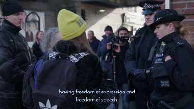 {\an7}- The man was exercising
his right - Coded Bias