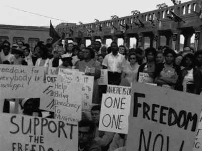 {\an8}A predominantly Negro group - The Lady Bird Diaries