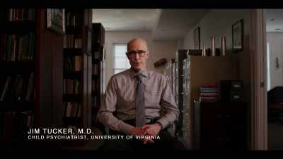 {\an8}And we can be pretty confident
that a two-or three-year-old - Surviving Death
