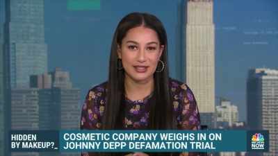 {\an8}And I've heard from those creators
themselves that if someone comments - Depp V Heard