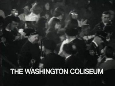 {\an8}And now, from
the Washington D.C. Coliseum. - Beatles '64