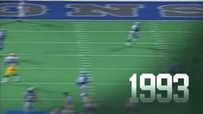 {\an8}[announcer] Packers down by three. - Bye Bye Barry