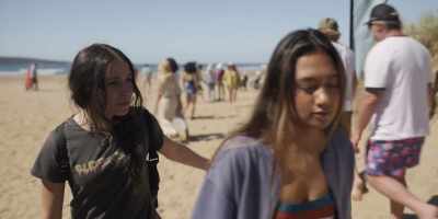 {\an8}Are you kidding?
We needs to get payback. - Surviving Summer