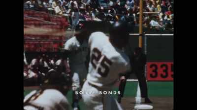 {\an8}Bobby Bonds, esse foi o cara
que pensaram mesmo - Say Hey, Willie Mays!