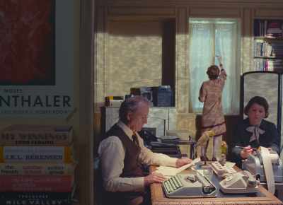 {\an8}"Breakfast, lunch, dinner, laundry,
nightcap, midnight snack." - The French Dispatch