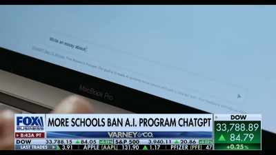 {\an8}ChatGPT can write an essay for you, - What's Next? The Future with Bill Gates