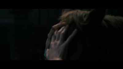 {\an8} [chuckles] - The Man Who Fell to Earth