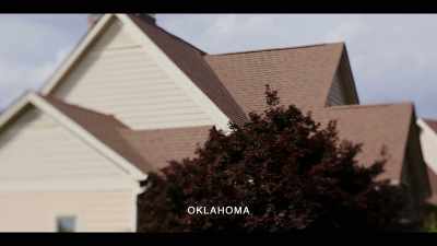 {\an8}[Cyndi] Ryan began
to have severe nightmares… - Surviving Death