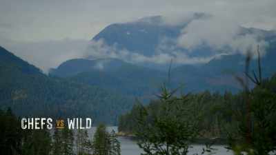 {\an8}(dramatic music) - Chefs vs Wild