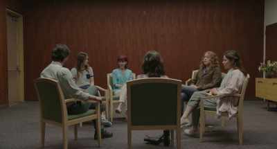 {\an8}-Exactly. Is that a crime?
- No crimes, remember? - To the Bone