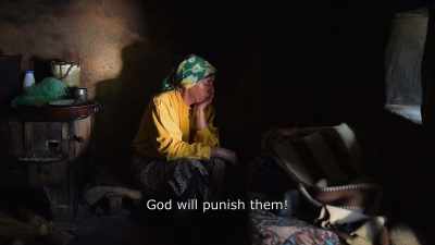 {\An8}God will punish them! - Honeyland