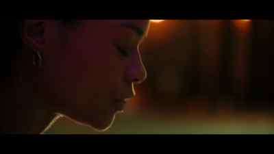 {\an8} How long do we have here? - The Man Who Fell to Earth