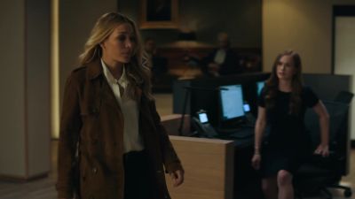 {\an8}Excuse me! - Billions