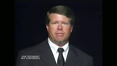 {\an8}I had gotten to go to The
Basic Seminar in high school. - Shiny Happy People: Duggar Family Secrets