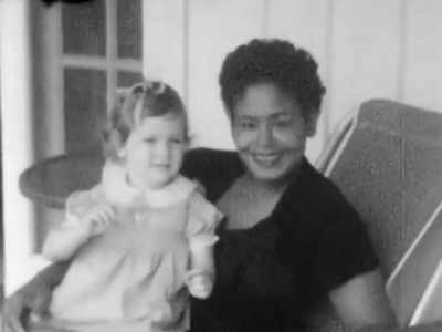 {\an8}I guess
because he was a southerner, - The Lady Bird Diaries
