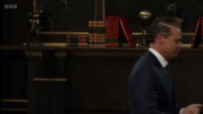 {\an8}I hope there's enough
suspicion going on with Dan - The Traitors