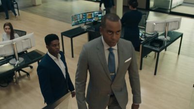 {\an8}I know you don't want me here. - Billions